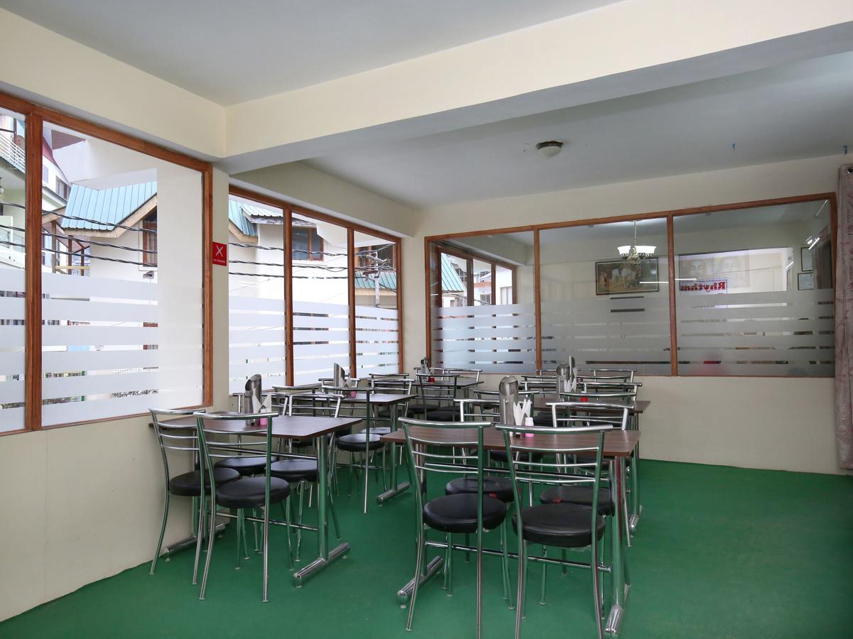 Oyo 10116 Hotel Rhythm Retreat Manāli Екстериор снимка