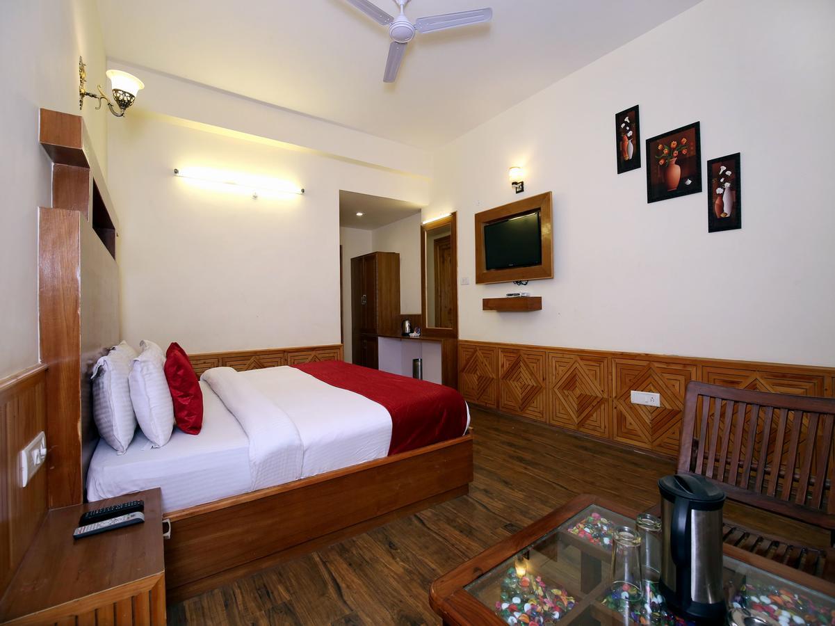 Oyo 10116 Hotel Rhythm Retreat Manāli Екстериор снимка